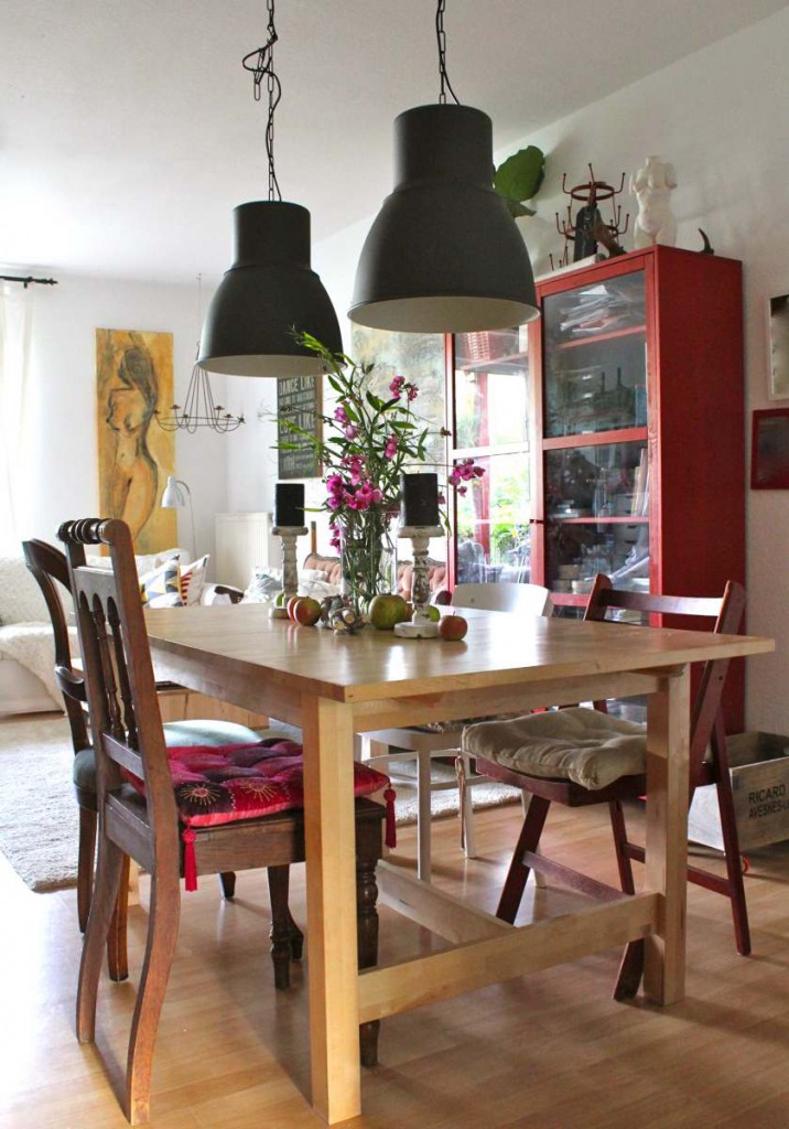 Blick auf das Wohn- und Esszimmer in der Ersten Etage links.